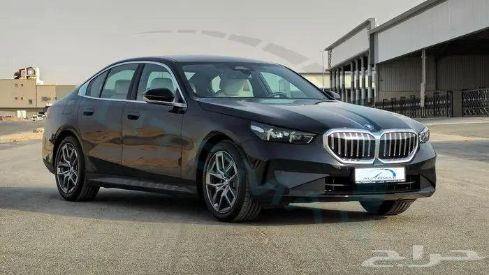 2026 BMW 5-SERIES 520i 2.0T RWD GCC 0Km 3