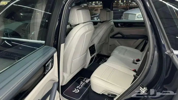 2023بورش كايينPORSCHE CAYENNE 10