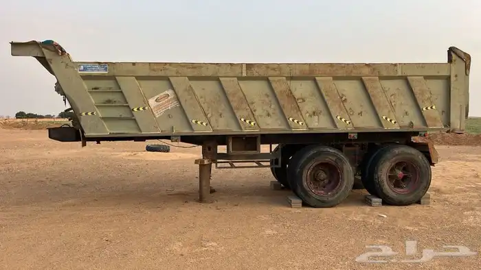 صندوق قلاب للبيع20 متر قاعدة 16 4