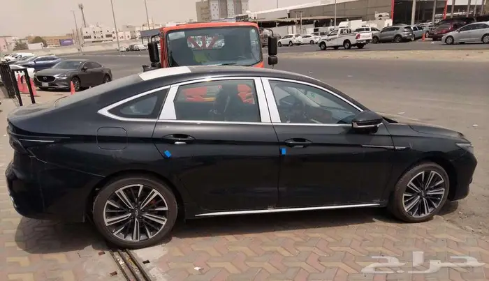 شيري اريزو 8 لاكجري موديل 2025 كاش وتقسيط 3