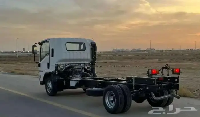 ايسوزو ديانا 6 طن مكينة كبيرة شاص طويل 2025 1
