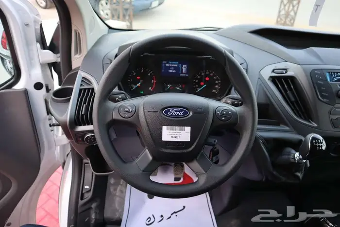 فورد ترانزيت بضاعه سقف عادي 2023 8