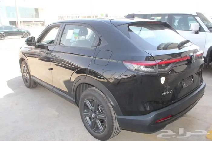هوندا HR-V نص فل LX م2025 4