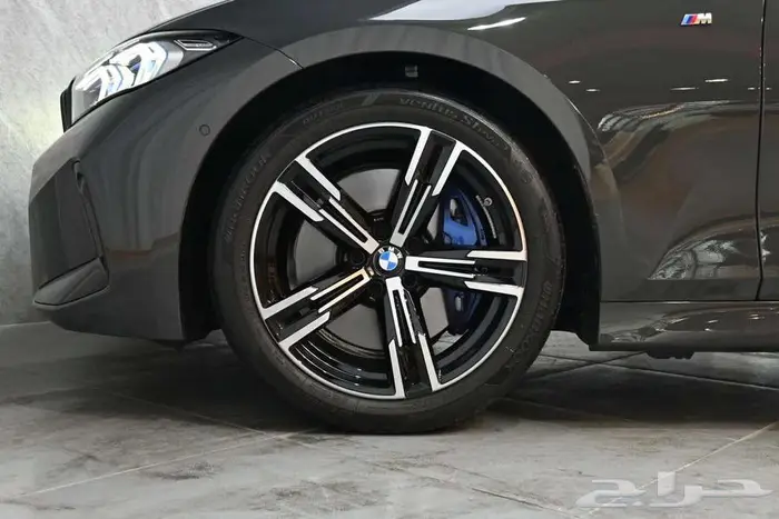 بي ام دبليو 320i M KIT 2025 وارد كوريا 5