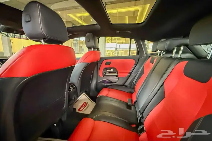 مرسيدس GLA 200 AMG KIT 2024 اسود الشكل الجديد 9