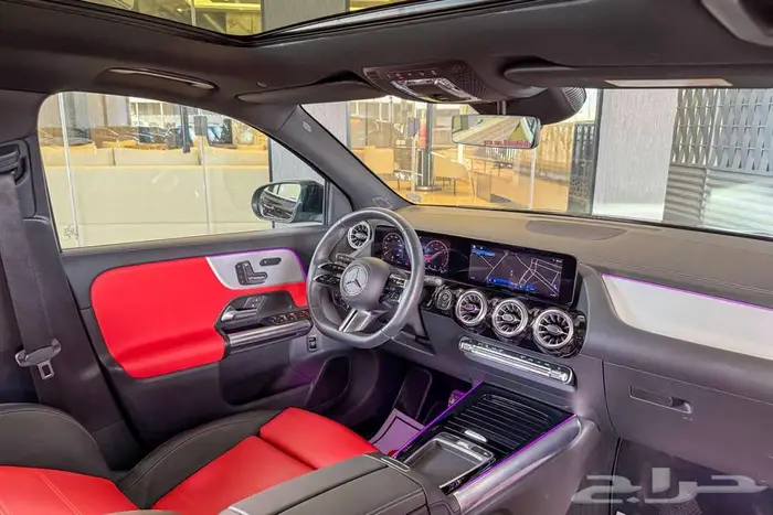 مرسيدس GLA 200 AMG KIT 2024 اسود الشكل الجديد 7