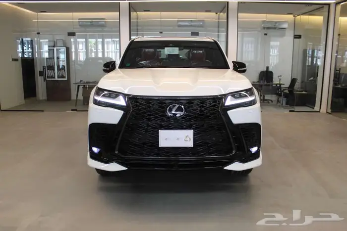 لكزس LX600 F-sport 2025 0