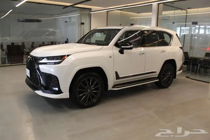 لكزس LX600 F-sport 2025 2