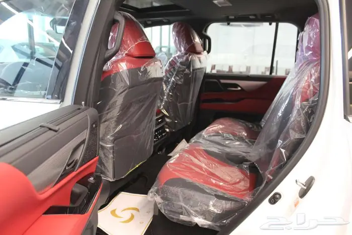 لكزس LX600 F-sport 2025 9