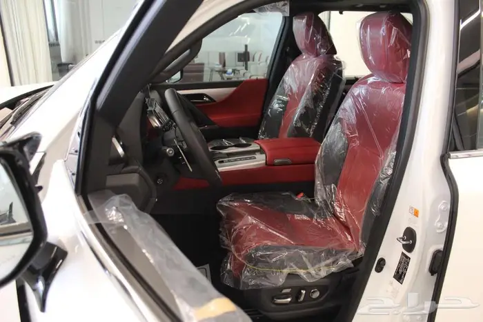 لكزس LX600 F-sport 2025 7