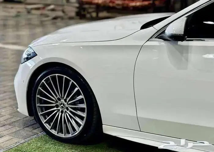 مرسيدس C300 AMG 3MATIC موديل 2023(تمويل - كاش ) 11