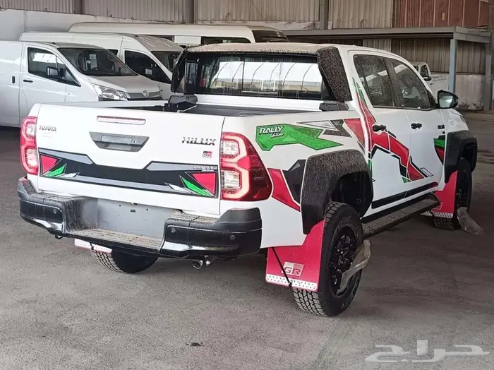 هايلوكس غمارتين GR سعودي بنزين 2025 م 5