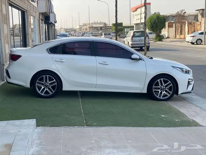 كيا 2020 سيراتو K3 بنزين وارد كوريا للبيع 4