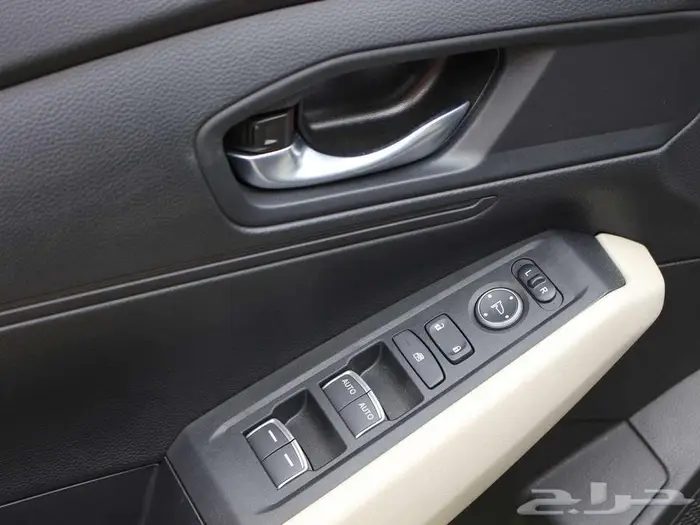 هوندا اكورد LX ستاندر 2025 عبدالله هاشم 15