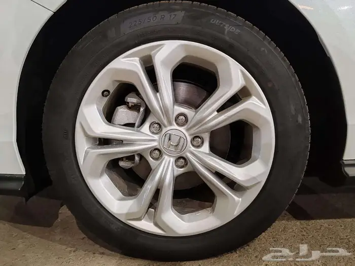 هوندا اكورد LX موديل 2025 8
