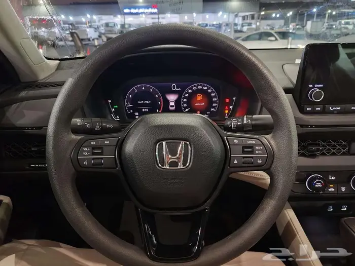 هوندا اكورد LX موديل 2025 1