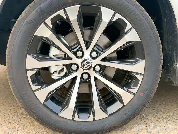 فيلوز 2025 سعودي جميع الألوان كاش أو اقساط 5