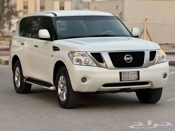 جيب باترول 320SE مديل 2012 بحاله ممتازه 0