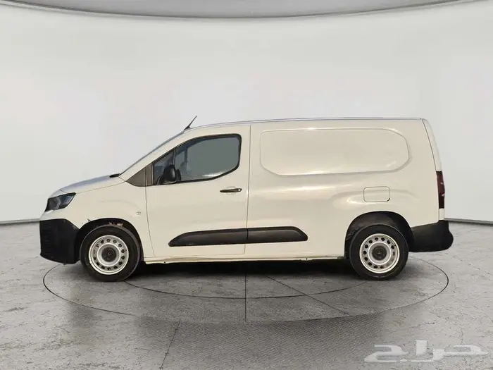 بيجو بارتنر Long van 2022 1