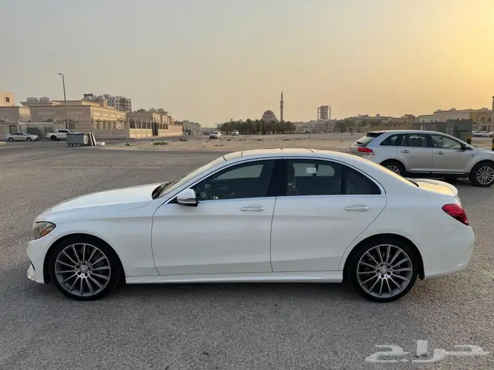 مرسيدس C300 امريكي 2017 نظيف جدا 22