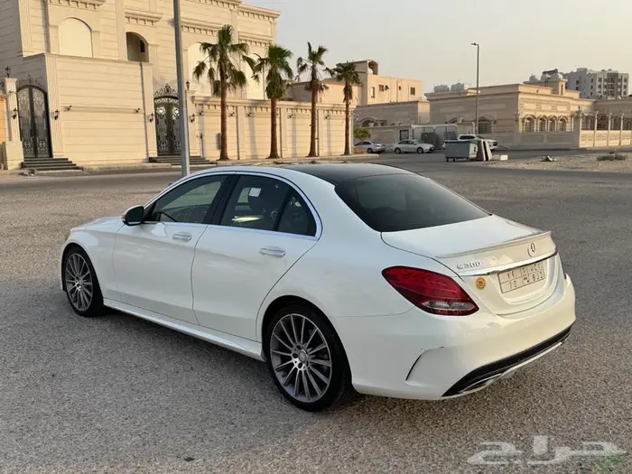 مرسيدس C300 امريكي 2017 نظيف جدا 24