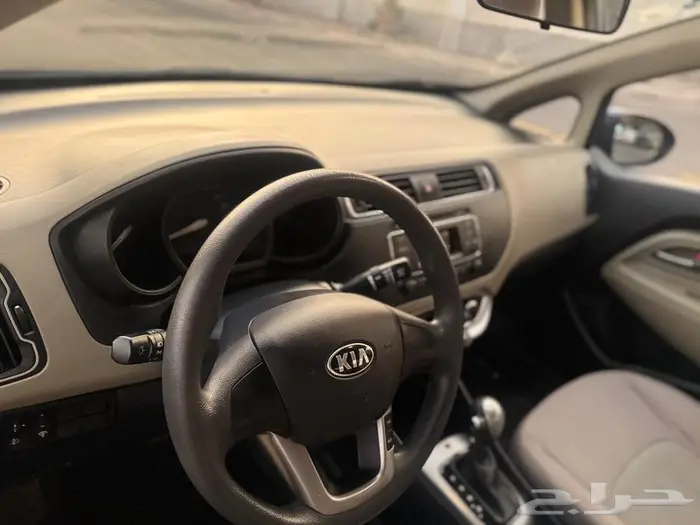 Kia Rio 2016 Model in excellent condition 7