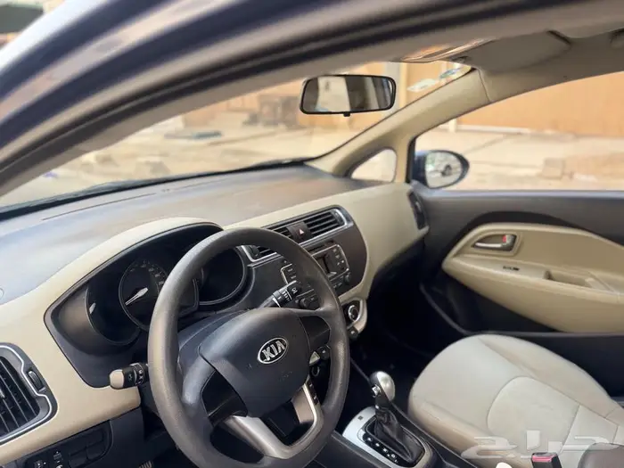 Kia Rio 2016 Model in excellent condition 5