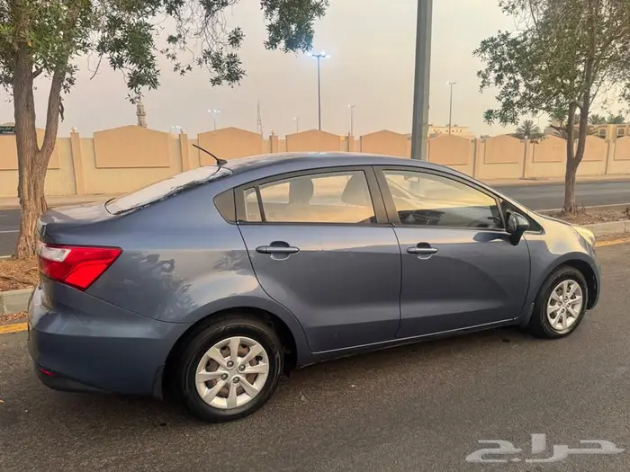 Kia Rio 2016 Model in excellent condition 12