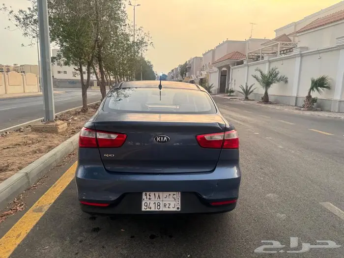 Kia Rio 2016 Model in excellent condition 13