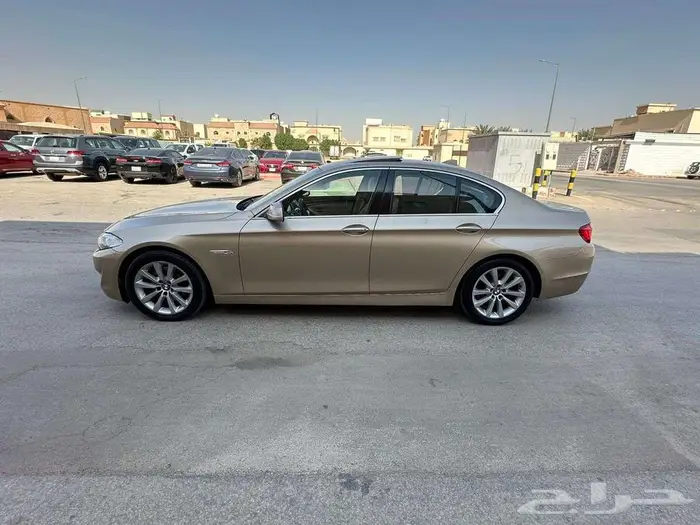 2011 BMW 523i fully loaded with sunroof for sales n low odo 7