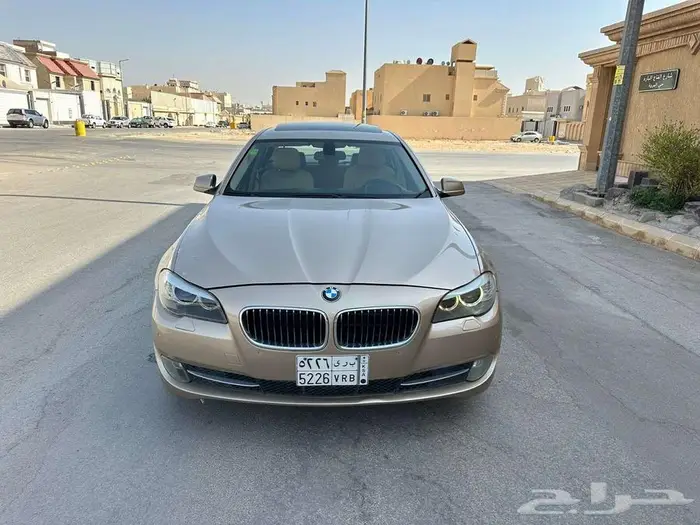 2011 BMW 523i fully loaded with sunroof for sales n low odo 1