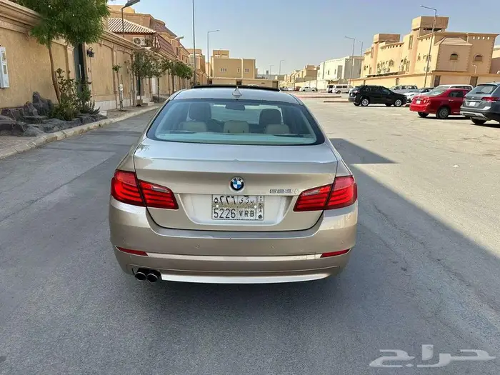 2011 BMW 523i fully loaded with sunroof for sales n low odo 5