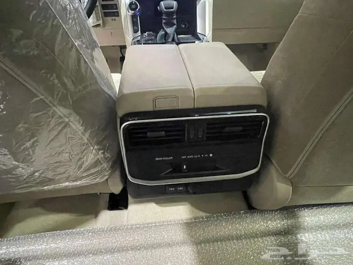 تويوتا جي اكس ار L3 2025 ابيض بنزين سعودي رادار 19