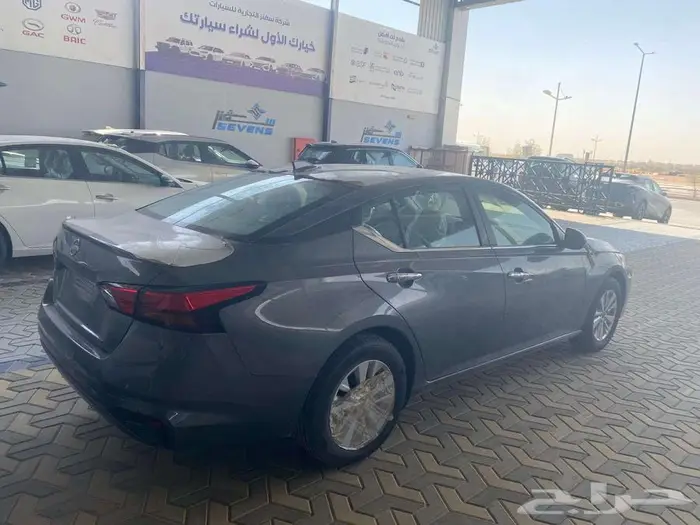 نيسان التيما ستاندر 2025 1