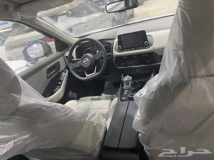 نيسان اكس تريل 7 مقاعد دبل موديل 2025 نص فل 6