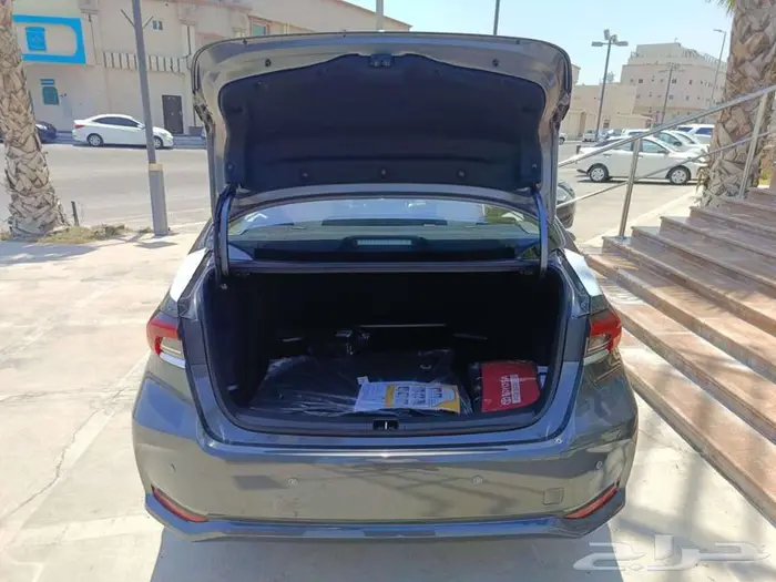 تويوتا كورولا XLI 2.0 مطور بنزين 8