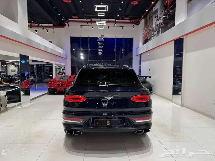 بنتلي بنتياقا 2023 6