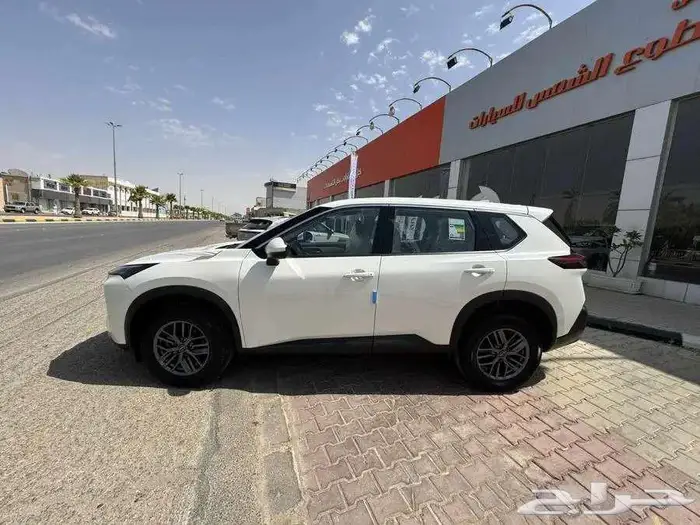 نيسان اكس تريل استاندر بدون دبل 2025 2