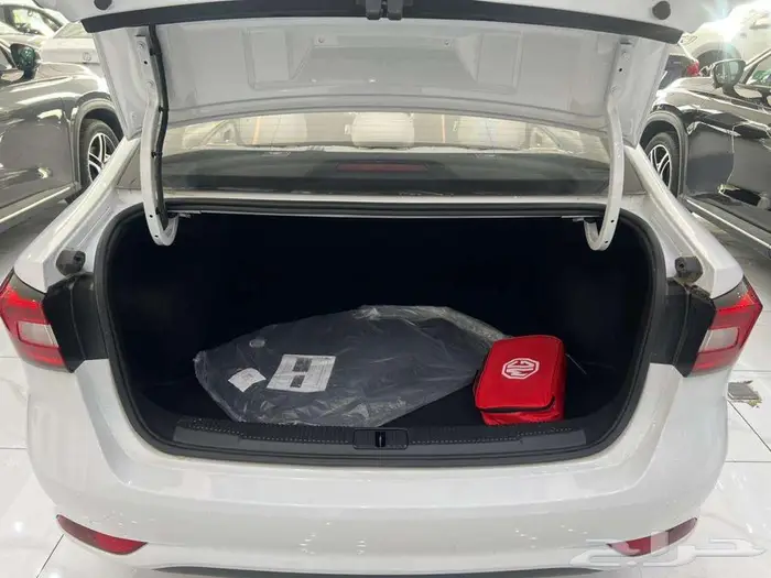 عروض نهاية العام MG 5 7