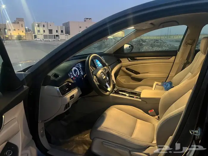 2022 هوندا اكورد LX وكاله 13