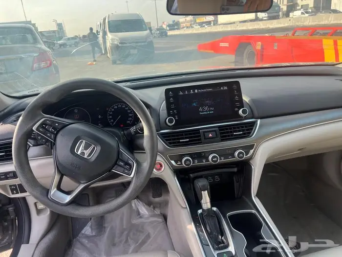 2022 هوندا اكورد LX وكاله 14