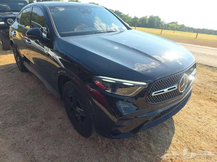 مرسيدس GLC 300 2024 COUPE ممشى قليل 0