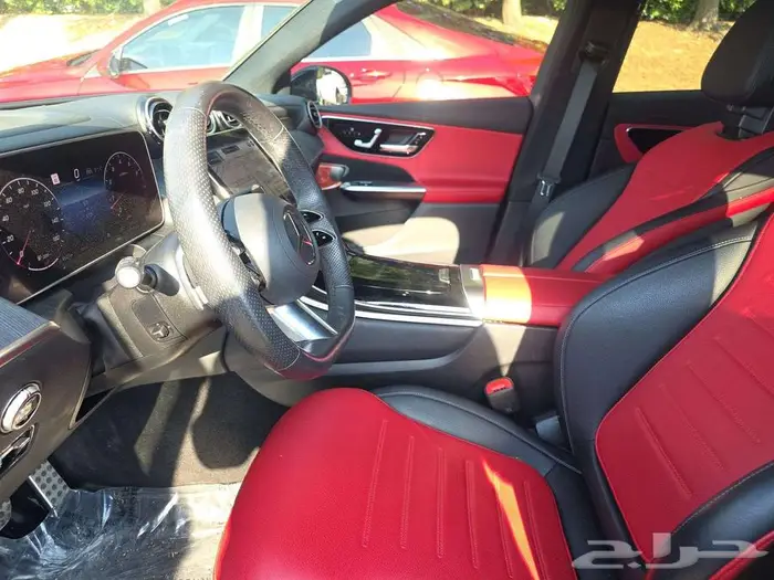 مرسيدس GLC 300 2024 COUPE ممشى قليل 7