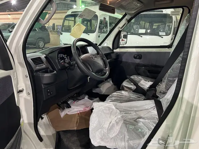 تويوتا فان لايت اس بضاعة موديل 2025 بالنقد والتقسيط 5