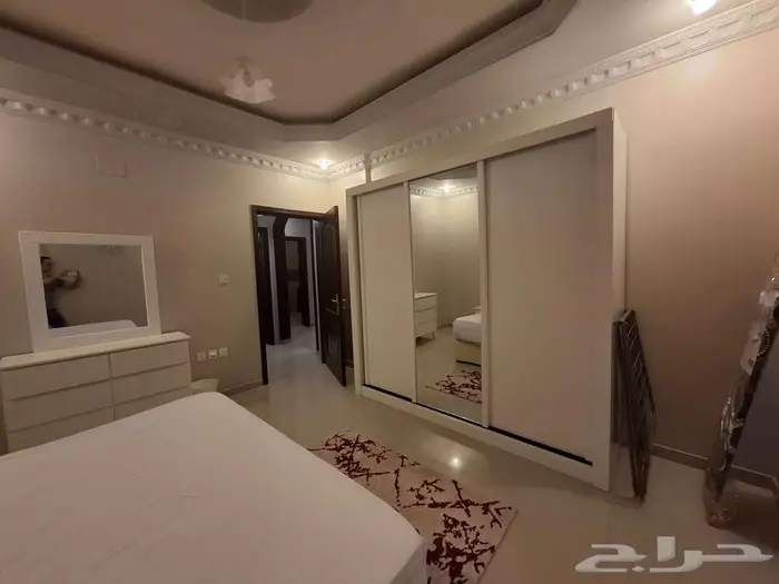 شقة مفروشة للعرسان غرفة نوم وصالتين جلوس وطعام شمال جدة 6