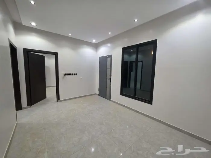 دور ارضي بصك جديد للبيع طويق حي الموسى 7