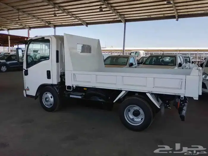 ايسوزو قلاب 3 طن 2025 2