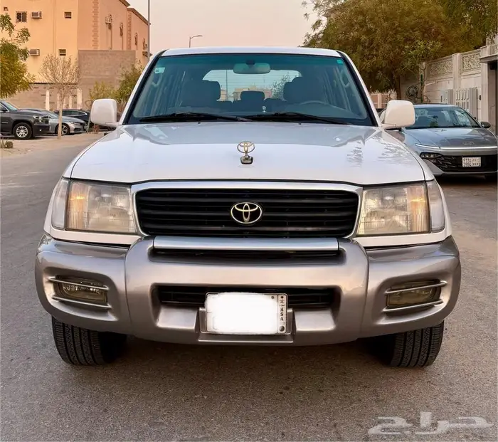 للبيع لاند كروزر 2001 3