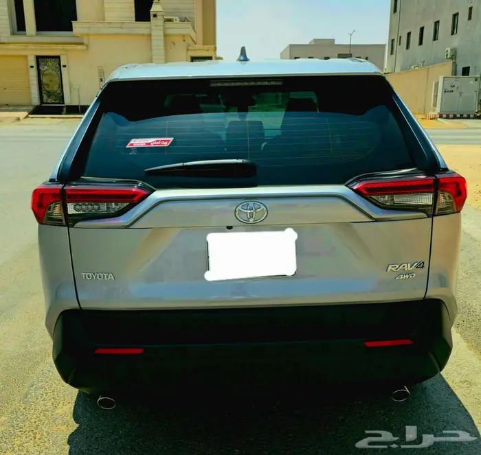 تويوتا راف4 2025 فئة LE 8