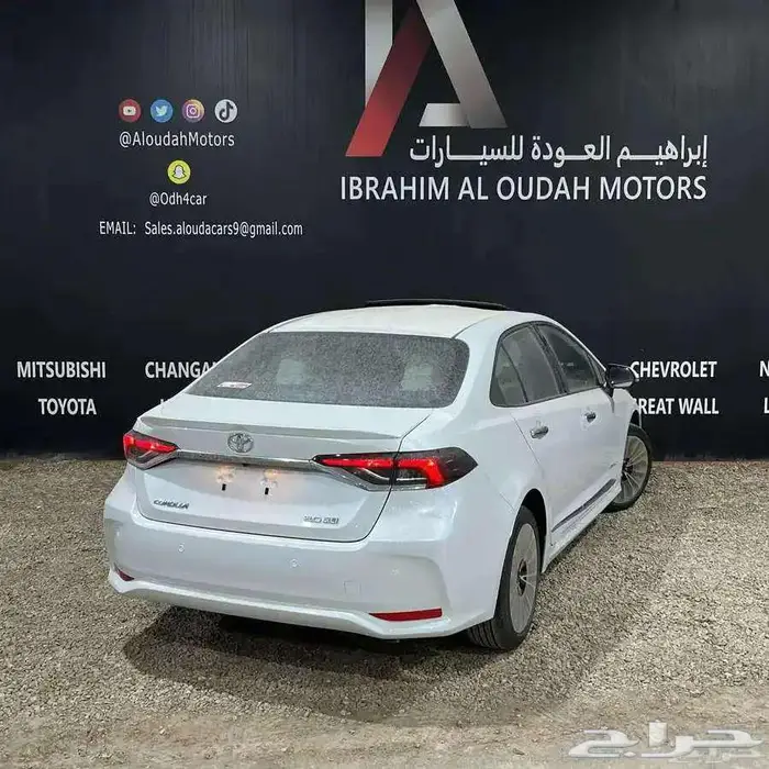 تويوتا كورولا مطور فتحه سقف 2.0 موديل 2025 2